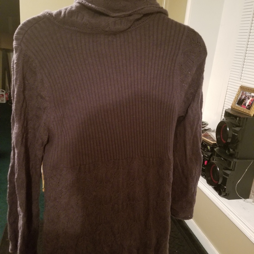 Sweater - Picture 2 of 2